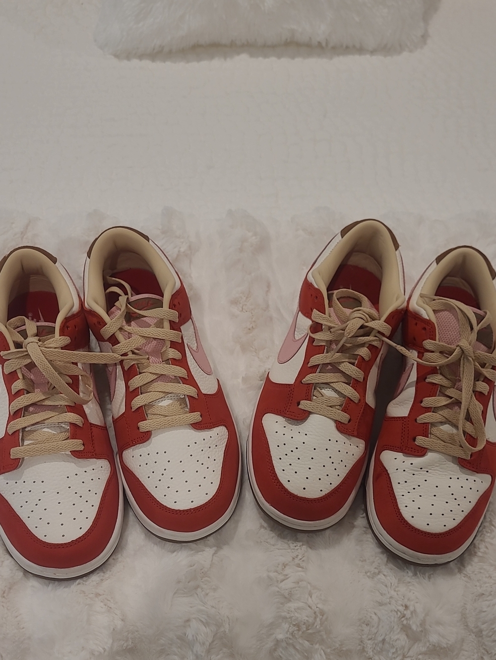 Nike Women 10 Low Dunk Pink Red Bacon NWOT